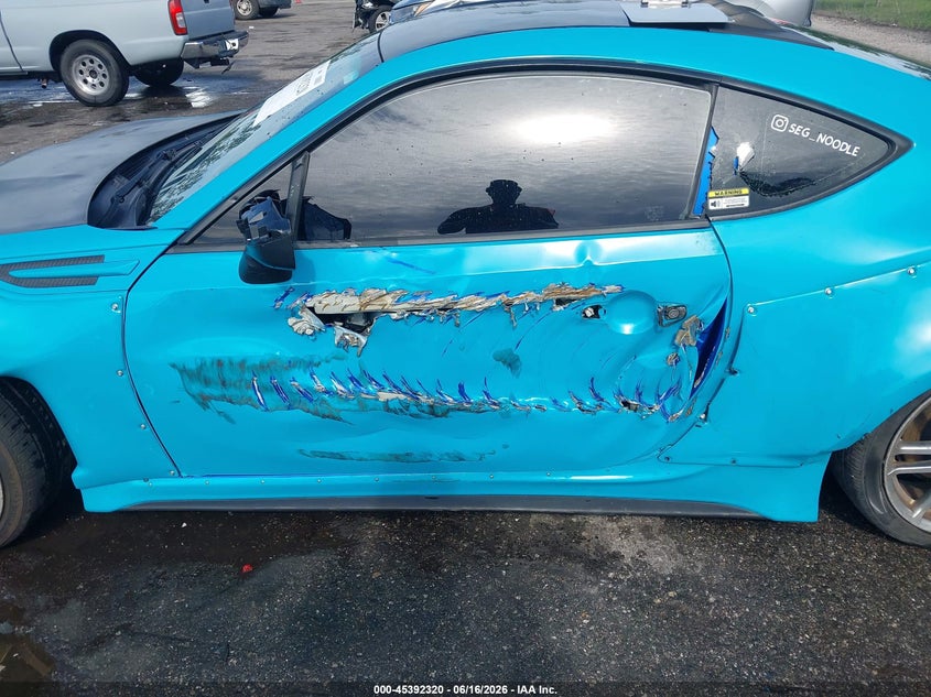 2014 Subaru Brz VIN JF1ZCAC17E9603030 IAAI salvage auction — LEFT SIDE, Rebuildable (Florida), sold $2,125 on 2026-07-21 (photo 6)