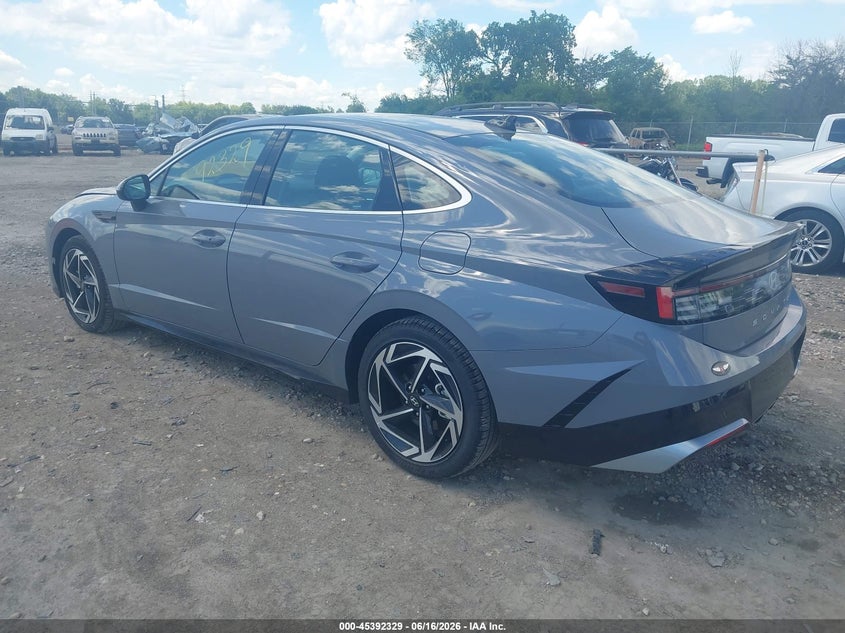 2026 Hyundai Sonata VIN KMHL64JA4TA560365 IAAI salvage auction — HAIL, Salvage Title, sold $2,750 on 2026-07-23 (photo 3)