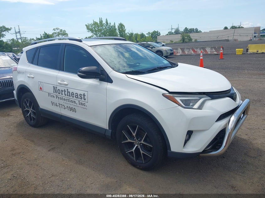 2018 Toyota Rav 4 VIN JTMJFREV5JJ719378 IAAI salvage auction — NORMAL WEAR, Clear (New York), sold $7,300 on 2026-07-07 (photo 1)