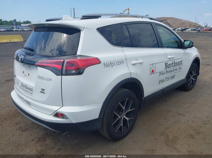 2018 Toyota Rav 4 VIN JTMJFREV5JJ719378 IAAI salvage auction — NORMAL WEAR, Clear (New York), sold $7,300 on 2026-07-07 (photo 4)