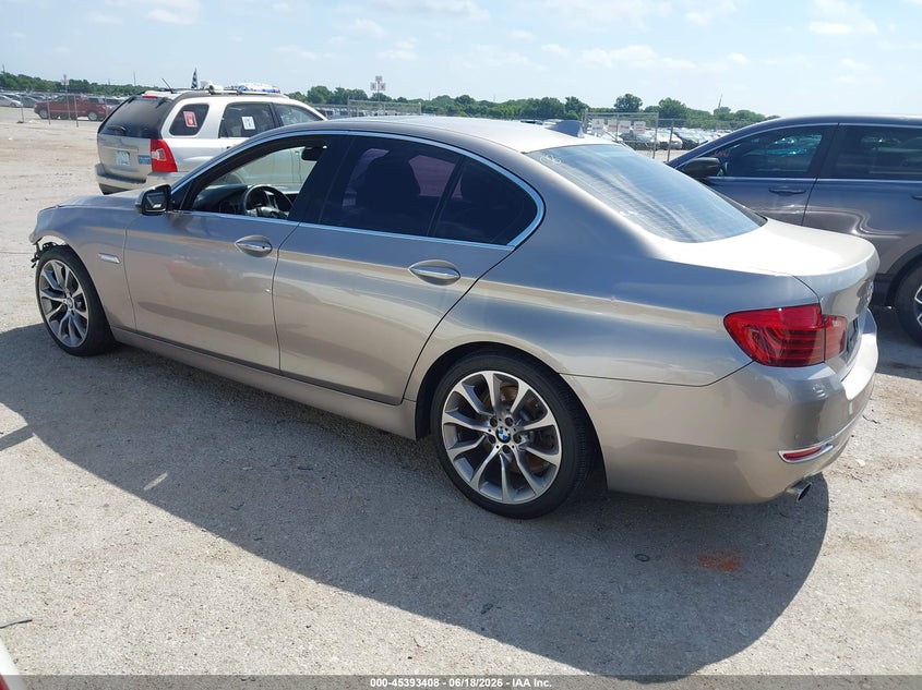 2015 BMW 5er VIN WBA5B1C5XFG126246 IAAI salvage auction — FRONT END, Salvage Title, sold $825 on 2026-07-28 (photo 3)