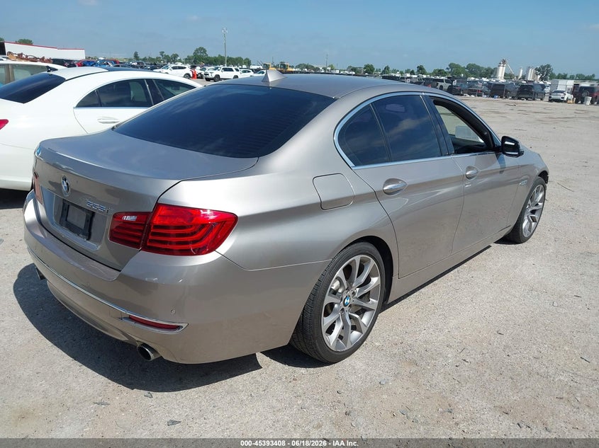 2015 BMW 5er VIN WBA5B1C5XFG126246 IAAI salvage auction — FRONT END, Salvage Title, sold $825 on 2026-07-28 (photo 4)