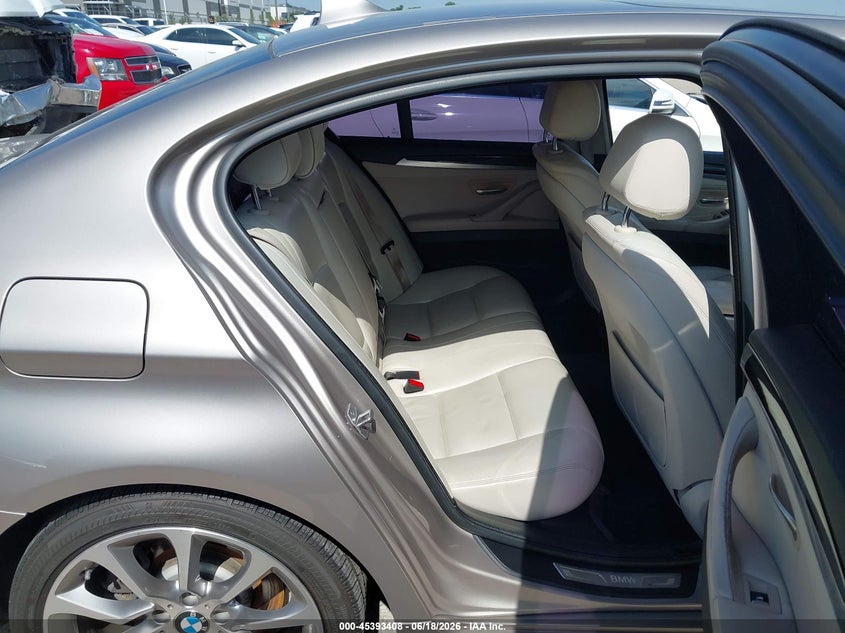2015 BMW 5er VIN WBA5B1C5XFG126246 IAAI salvage auction — FRONT END, Salvage Title, sold $825 on 2026-07-28 (photo 8)