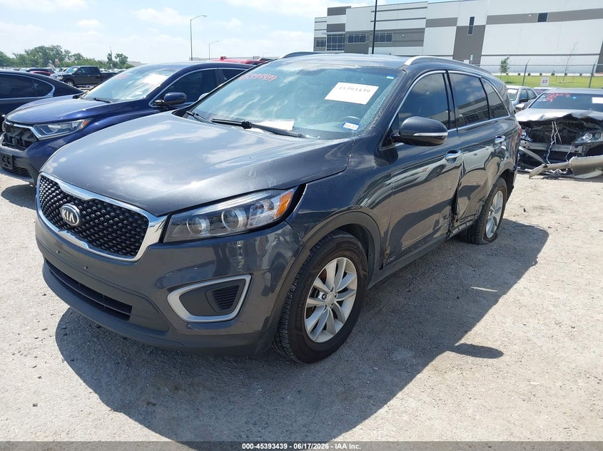 2017 Kia Sorento VIN 5XYPGDA30HG337431 IAAI salvage auction — LEFT SIDE, Salvage (Texas), sold $2,800 on 2026-07-14 (photo 2)