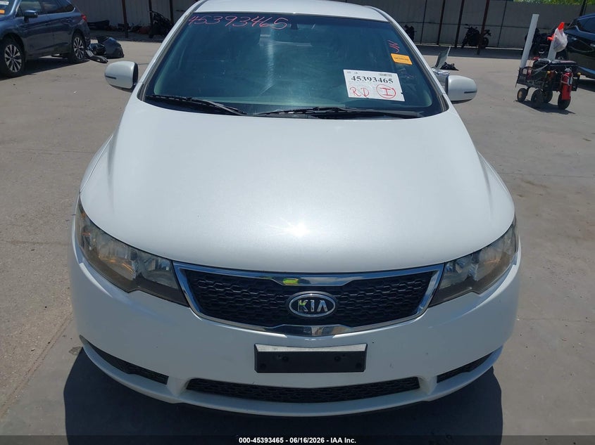 2011 Kia Forte VIN KNAFU4A24B5435273 IAAI salvage auction — FRONT END, Original (Texas), sold $850 on 2026-07-29 (photo 6)