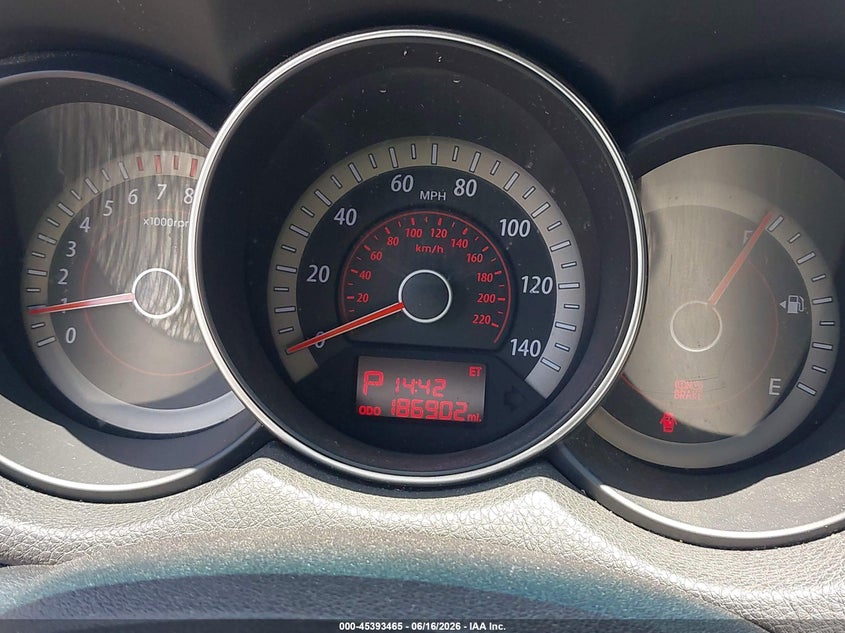 2011 Kia Forte VIN KNAFU4A24B5435273 IAAI salvage auction — FRONT END, Original (Texas), sold $850 on 2026-07-29 (photo 7)