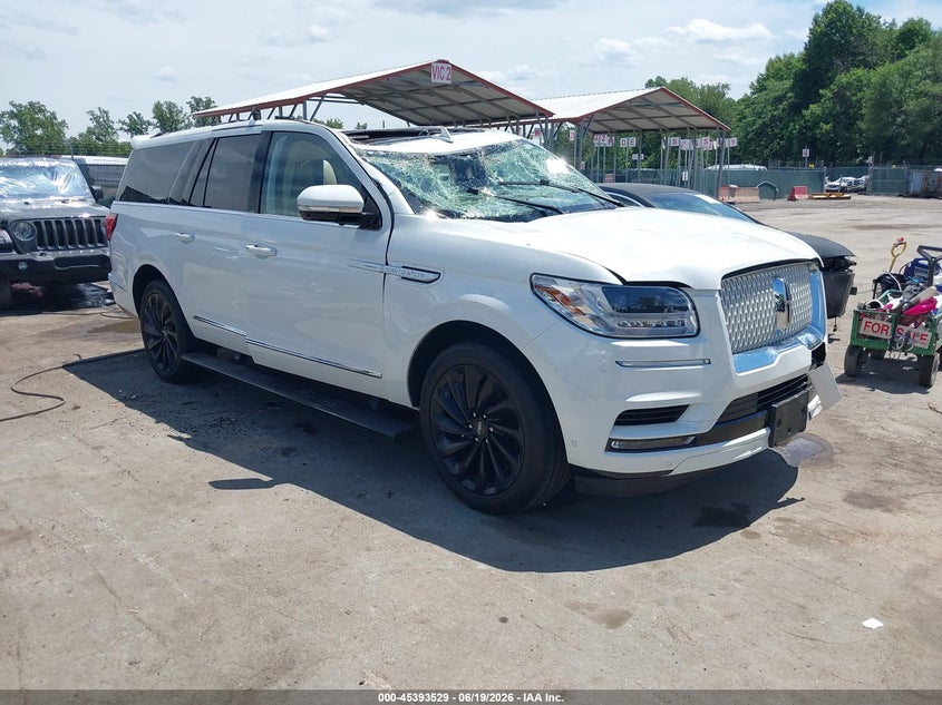 2021 Lincoln Navigator VIN 5LMJJ3LT8MEL18295 IAAI salvage auction — ROOF, Salvage - Greater Than 75% (Maryland), sold $13,600 on 2026-07-30 (photo 1)
