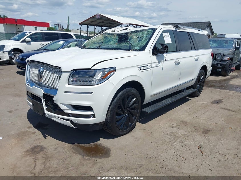 2021 Lincoln Navigator VIN 5LMJJ3LT8MEL18295 IAAI salvage auction — ROOF, Salvage - Greater Than 75% (Maryland), sold $13,600 on 2026-07-30 (photo 2)