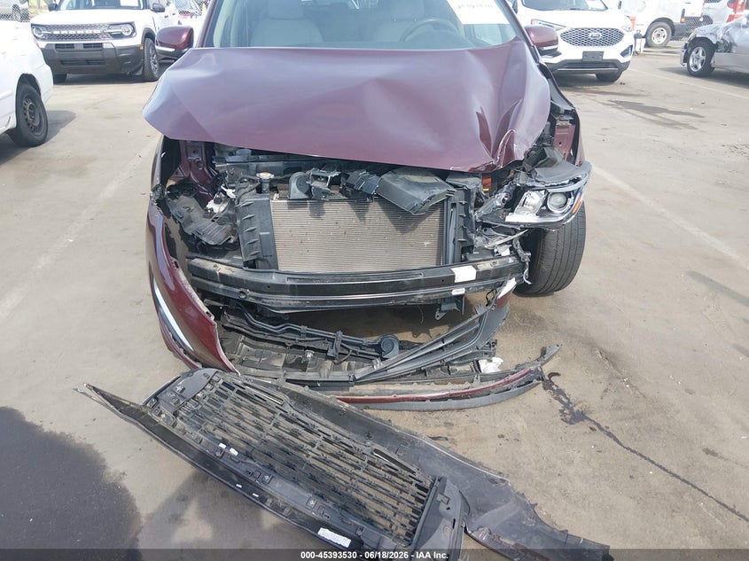 2020 Kia SEDONA VIN KNDMB5C1XL6582736 IAAI salvage auction — FRONT END, Salvage (North Carolina), sold $1,950 on 2026-07-22 (photo 6)