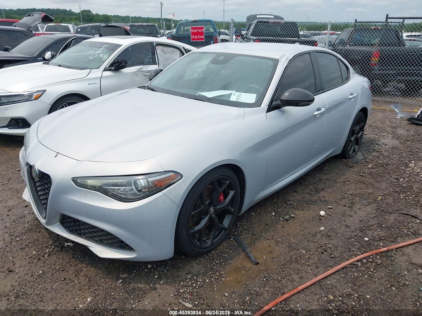 2020 Alfa romeo Giulia VIN ZARFAMANXL7638802 IAAI salvage auction — HAIL, Salvage Title, sold $5,275 on 2026-09-09 (photo 2)