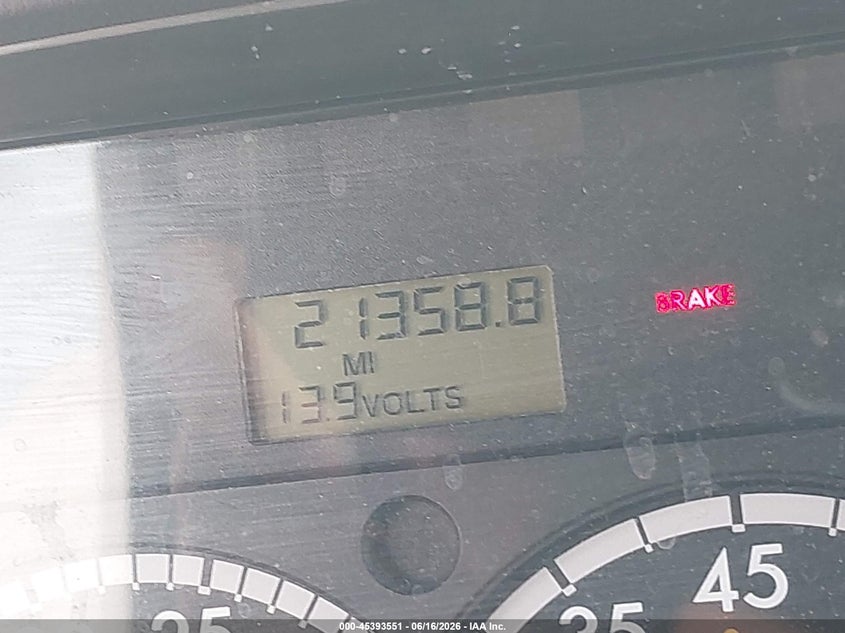 2010 Freightliner M2 106 VIN 1FVACXDTXAHAL3560 IAAI salvage auction — NORMAL WEAR, Clear (New Jersey), sold $15,400 on 2026-07-15 (photo 5)