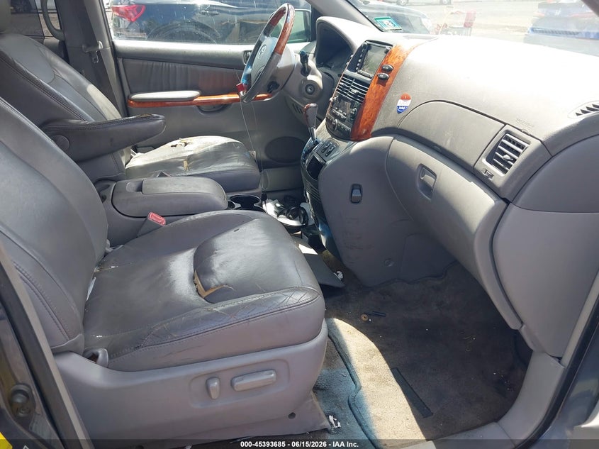 2007 Toyota Sienna VIN 5TDBK22C17S005687 IAAI salvage auction — NORMAL WEAR, Clear (New Jersey), sold $1,050 on 2026-07-14 (photo 5)