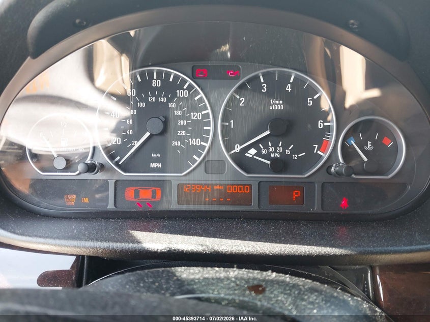 2004 BMW 3 series VIN WBAEV53474KM38251 IAAI salvage auction — NORMAL WEAR, Clear (Tennessee), sold $25 on 2026-07-29 (photo 7)