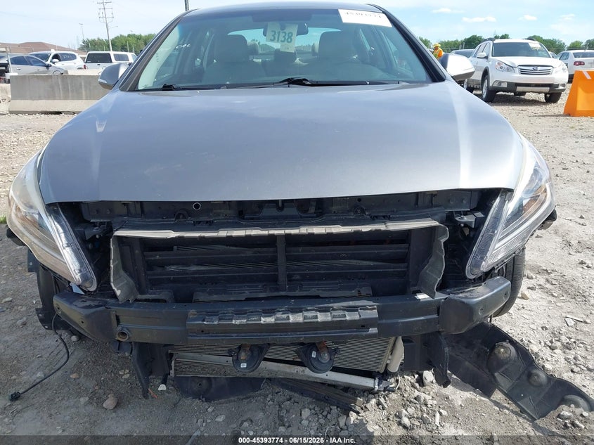 2017 Hyundai VIN KMHE24L39HA067288 IAAI salvage auction — FRONT END, Clear (Wisconsin), sold $1,725 on 2026-07-16 (photo 6)