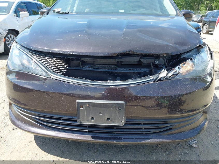 2017 Chrysler Pacifica VIN 2C4RC1DG0HR588320 IAAI salvage auction — FRONT END, Salvage (Massachusetts), sold $1,000 on 2026-07-18 (photo 6)