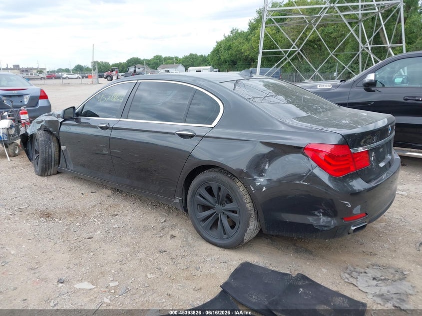 2011 BMW 7 series VIN WBAKB4C56BC392823 IAAI salvage auction — FRONT END, Clear (Indiana), sold $750 on 2026-07-29 (photo 3)