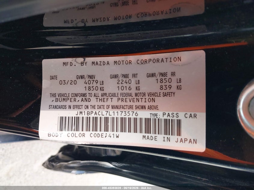 2020 Mazda 3 VIN JM1BPACL7L1173576 IAAI salvage auction — LEFT SIDE, Salvage Title, sold $4,300 on 2026-08-20 (photo 9)
