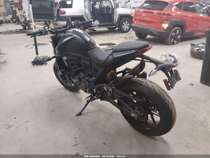 2023 Ducati Monster VIN ZDMMAMDT5PB008205 IAAI salvage auction — FRONT END, Salvage (Maine), sold $3,700 on 2026-08-12 (photo 3)