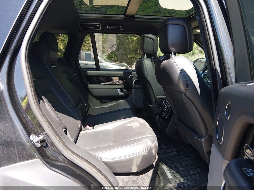 2019 Land rover RANGE ROVER VIN SALGS2RE6KA518493 IAAI salvage auction — FRONT END, Salvage (Vermont), sold $7,100 on 2026-07-29 (photo 8)