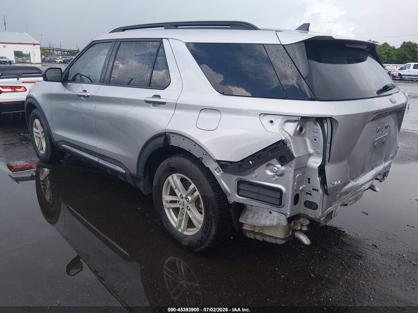 2022 Ford Explorer VIN 1FMSK7DH6NGA15768 IAAI salvage auction — REAR END, Salvage (Louisiana), sold $7,150 on 2026-07-29 (photo 3)