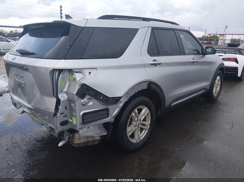 2022 Ford Explorer VIN 1FMSK7DH6NGA15768 IAAI salvage auction — REAR END, Salvage (Louisiana), sold $7,150 on 2026-07-29 (photo 4)