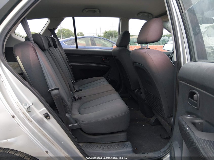 2009 Kia Rondo VIN KNAFG529697262900 IAAI salvage auction — RIGHT REAR, Salvage (Kansas), sold $325 on 2026-07-24 (photo 8)