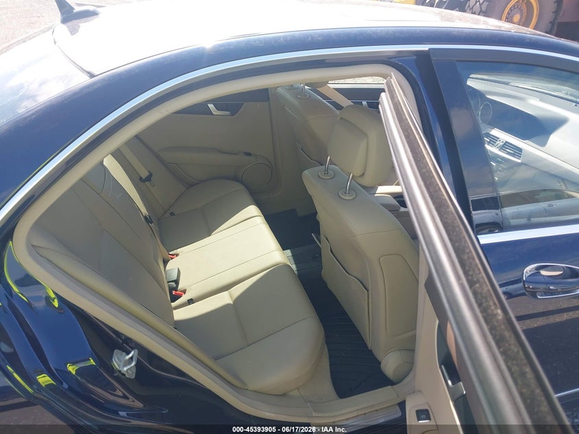 2012 Mercedes-benz C-klasse VIN WDDGF4HB6CR233333 IAAI salvage auction — LEFT FRONT, Salvage - Greater Than 75% (Maryland), sold $1,550 on 2026-08-11 (photo 8)