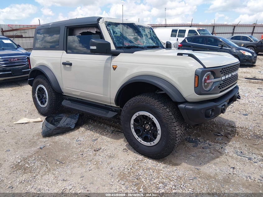 2025 Ford Bronco VIN 1FMDE9AH5SLA95938 IAAI salvage auction — ROLLOVER, Salvage Title, sold $15,600 on 2026-07-30 (photo 1)