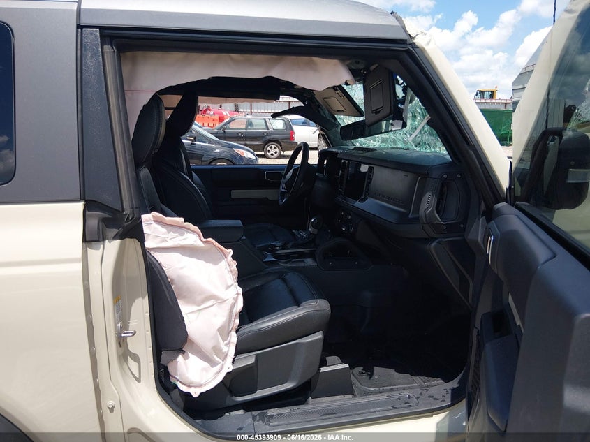 2025 Ford Bronco VIN 1FMDE9AH5SLA95938 IAAI salvage auction — ROLLOVER, Salvage Title, sold $15,600 on 2026-07-30 (photo 5)