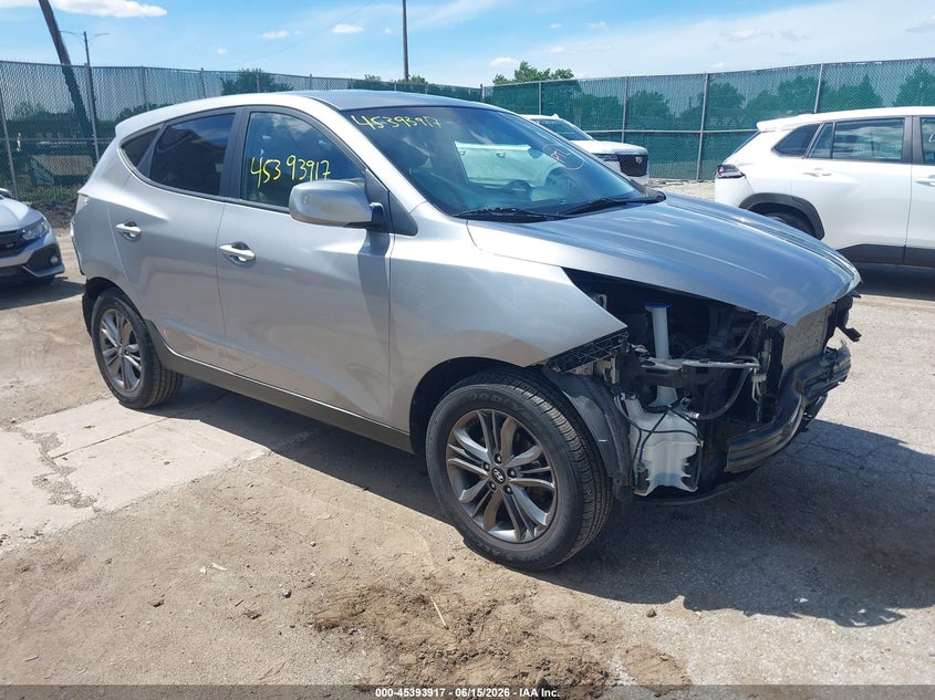 2015 Hyundai Tucson VIN KM8JTCAF6FU046901 IAAI salvage auction — FRONT & REAR, Clear (Indiana), sold $2,050 on 2026-07-07 (photo 1)