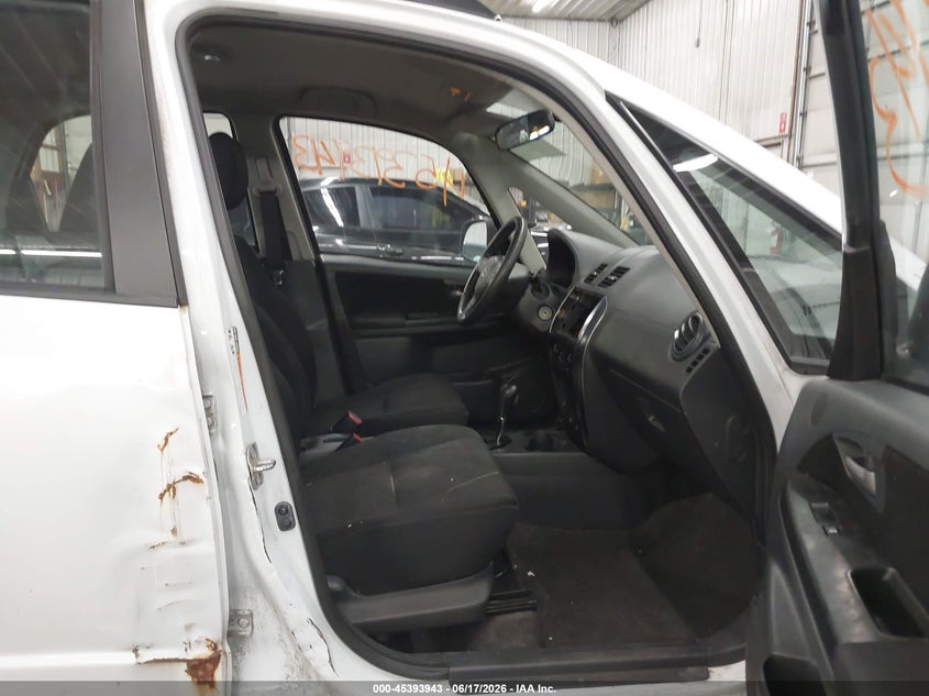 2012 Suzuki Sx4 VIN JS2YB5A35C6304872 IAAI salvage auction — NORMAL WEAR, Salvage Title, sold $325 on 2026-07-21 (photo 5)