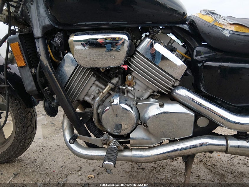 2002 Honda Vf750 VIN JH2RC43062M800449 IAAI salvage auction — NORMAL WEAR, Original (Kentucky), sold $50 on 2026-07-06 (photo 9)