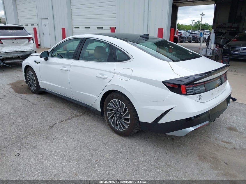2025 Hyundai Sonata VIN KMHL54JJ9SA105383 IAAI salvage auction — FRONT END, Salvage (Illinois), sold $12,200 on 2026-07-21 (photo 3)