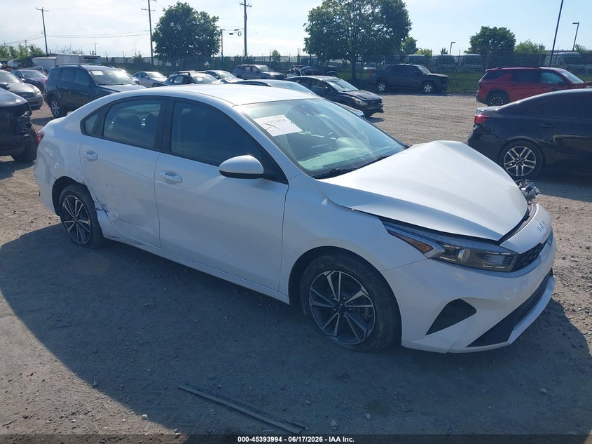 2023 Kia Forte VIN 3KPF24AD8PE590642 IAAI salvage auction — LEFT FRONT, Salvage (Pennsylvania), sold $3,400 on 2026-07-20 (photo 1)