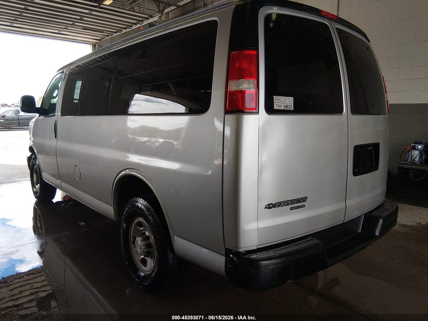 2016 Chevrolet Express 2500 VIN 1GAWGEFF7G1280236 IAAI salvage auction — NORMAL WEAR, Sf97 (New York), sold $10,275 on 2026-08-20 (photo 3)