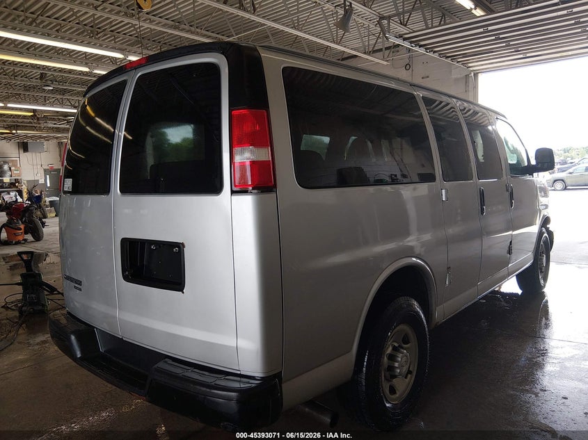 2016 Chevrolet Express 2500 VIN 1GAWGEFF7G1280236 IAAI salvage auction — NORMAL WEAR, Sf97 (New York), sold $10,275 on 2026-08-20 (photo 4)