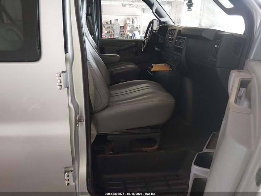 2016 Chevrolet Express 2500 VIN 1GAWGEFF7G1280236 IAAI salvage auction — NORMAL WEAR, Sf97 (New York), sold $10,275 on 2026-08-20 (photo 5)
