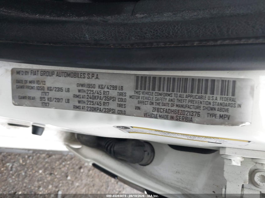 2014 Fiat 500l VIN ZFBCFADH6EZ021376 IAAI salvage auction — NORMAL WEAR, Clear (Massachusetts), sold $550 on 2026-07-24 (photo 9)