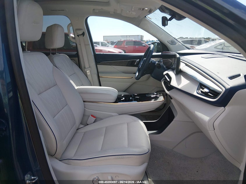 2025 Buick Enclave VIN 5GAERCRS9SJ119293 IAAI salvage auction — HAIL, Clear (Missouri), sold $26,350 on 2026-07-20 (photo 5)