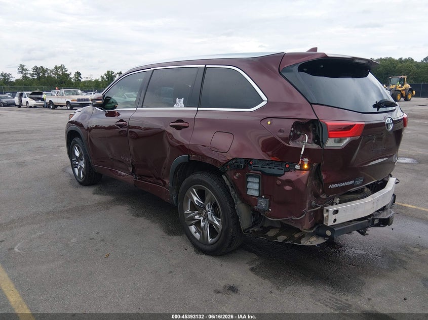 2018 Toyota Highlander VIN 5TDYZRFH5JS286744 IAAI salvage auction — SIDE, Salvage Title, sold $7,800 on 2026-07-29 (photo 3)