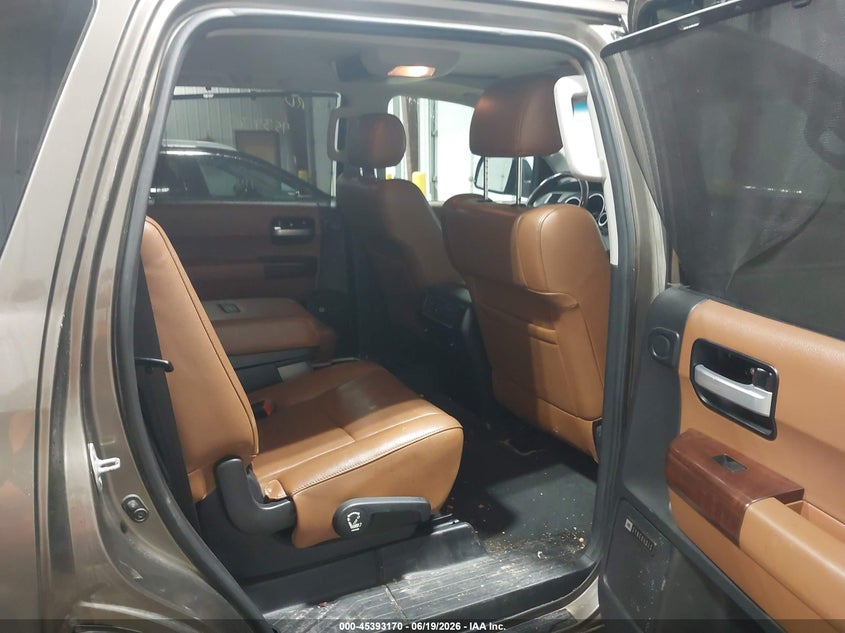 2012 Toyota Sequoia VIN 5TDDW5G13CS070492 IAAI salvage auction — RIGHT SIDE, Salvage (North Dakota), sold $5,250 on 2026-07-24 (photo 8)