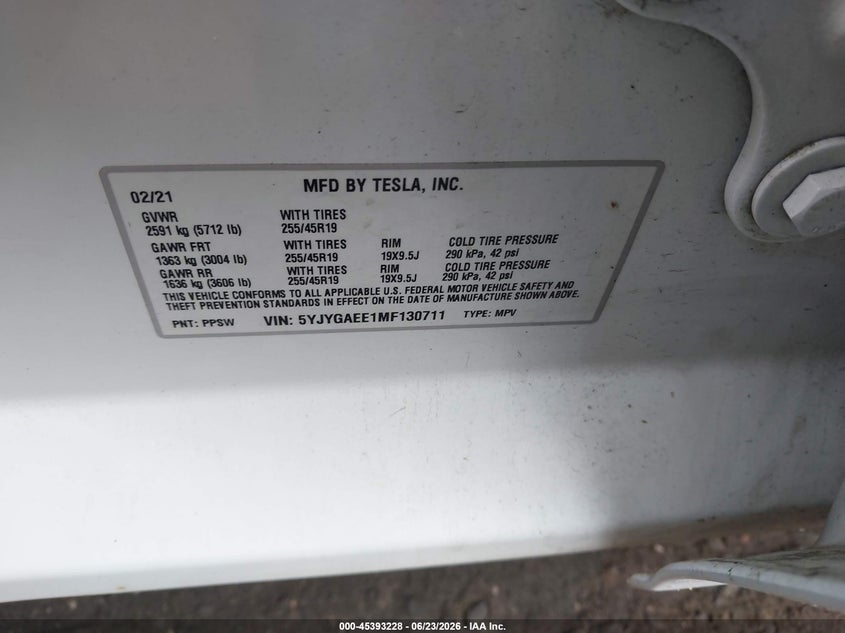 2021 Tesla Model y VIN 5YJYGAEE1MF130711 IAAI salvage auction — REAR END, Salvage Title, sold $8,100 on 2026-07-30 (photo 9)