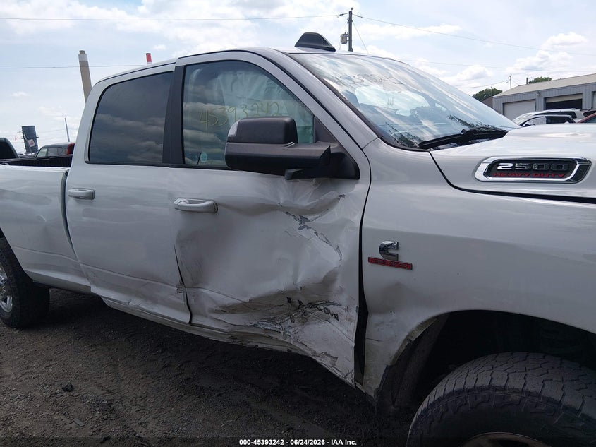 2022 Ram 2500 VIN 3C6UR5JL1NG239290 IAAI salvage auction — RIGHT SIDE, Salvage (Indiana), sold $14,450 on 2026-07-29 (photo 6)