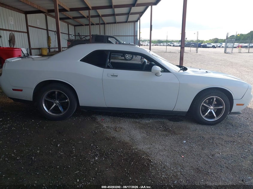 2010 Dodge Challenger VIN 2B3CJ4DV3AH278817 IAAI salvage auction — SIDE, Salvage (Mississippi), sold $750 on 2026-07-10 (photo 1)