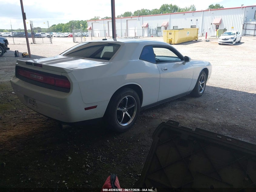 2010 Dodge Challenger VIN 2B3CJ4DV3AH278817 IAAI salvage auction — SIDE, Salvage (Mississippi), sold $750 on 2026-07-10 (photo 4)