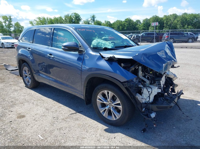 2016 Toyota Highlander VIN 5TDBKRFHXGS324746 IAAI salvage auction — FRONT END, Mv-907A (New York), sold $3,400 on 2026-07-28 (photo 1)