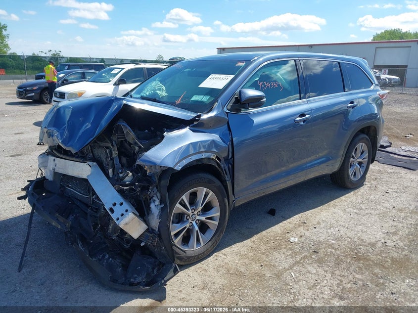 2016 Toyota Highlander VIN 5TDBKRFHXGS324746 IAAI salvage auction — FRONT END, Mv-907A (New York), sold $3,400 on 2026-07-28 (photo 2)