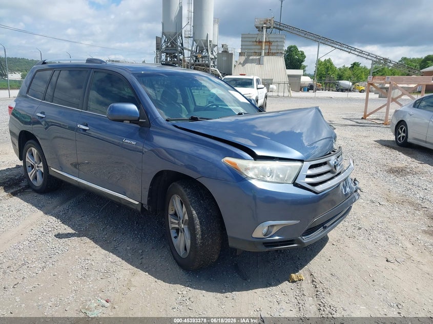 2013 Toyota Highlander VIN 5TDDK3EH0DS208345 IAAI salvage auction — LEFT FRONT, Salvage (North Carolina), sold $6,100 on 2026-07-17 (photo 1)