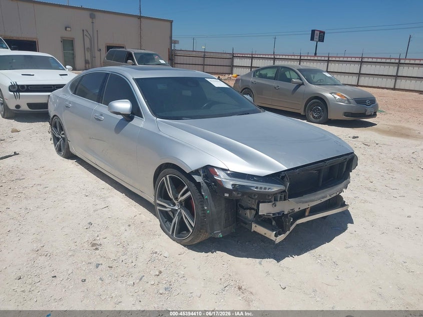 2018 Volvo S90 VIN LVY982AK3JP021051 IAAI salvage auction — FRONT & REAR, Original (Texas), sold $1,750 on 2026-07-23 (photo 1)