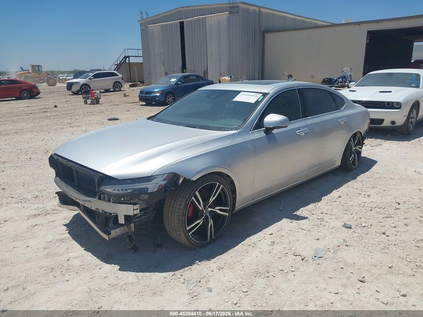 2018 Volvo S90 VIN LVY982AK3JP021051 IAAI salvage auction — FRONT & REAR, Original (Texas), sold $1,750 on 2026-07-23 (photo 2)